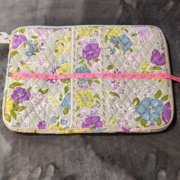 NWOT Vera Bradley Watercolor Laptop Cover - Picture 2 of 8